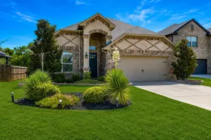 1209 Rushmore Dr, Burleson, TX 76028 - Photo 2