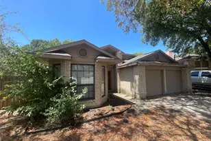 1319 Glencliff Ct, Dallas, TX 75217 - Photo 2