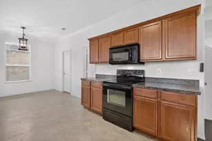 304 Turquoise Dr, Fort Worth, TX 76131 - Photo 10
