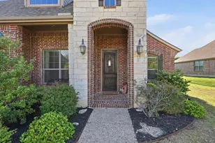 10917 Swiftcurrent Trail, Fort Worth, TX 76179 - Photo 6