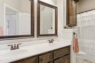 10917 Swiftcurrent Trail, Fort Worth, TX 76179 - Photo 20