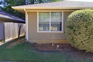 208 N Val Verde Circle, Keene, TX 76059 - Photo 14