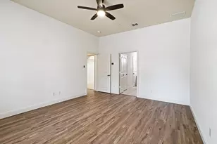 6468 Love Dr, Irving, TX 75039 - Photo 4