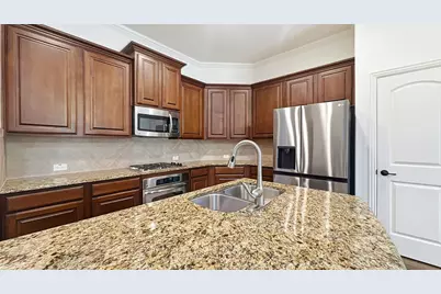 6468 Love Drive, Irving, TX 75039 - Photo 10