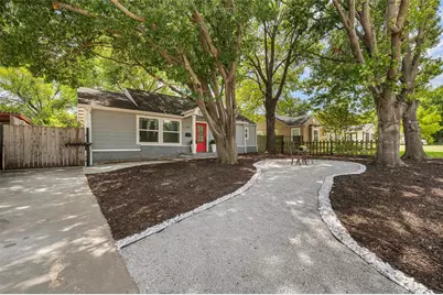 2524 Watauga Road, Fort Worth, TX 76111 - Photo 2