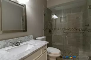 565 Hunters Glen St, Lewisville, TX 75067 - Photo 22