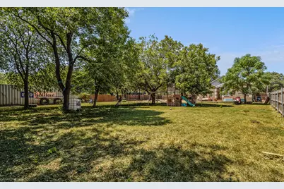 2640 Morgan Drive, Dallas, TX 75241 - Photo 8