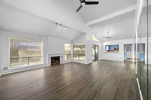 522 Hunters Glen St, Lewisville, TX 75067 - Photo 6