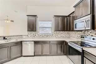 221 Anthony Ln, Red Oak, TX 75154 - Photo 8