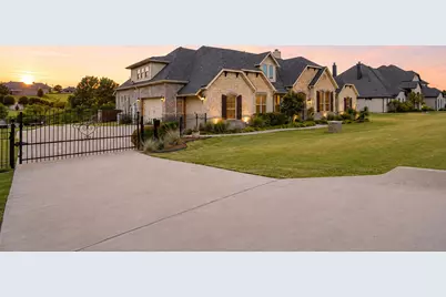 12408 Bella Vineyard Drive, Fort Worth, TX 76126 - Photo 2