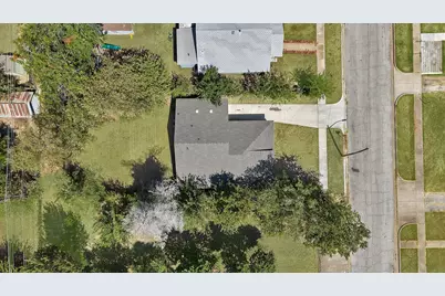1415 E Jefferson Avenue, Fort Worth, TX 76104 - Photo 2