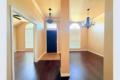 5645 Overland Drive, The Colony, TX 75056 - Photo 4