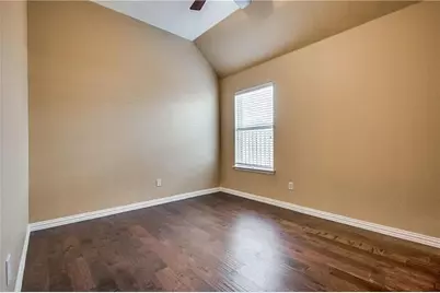 5645 Overland Drive, The Colony, TX 75056 - Photo 10