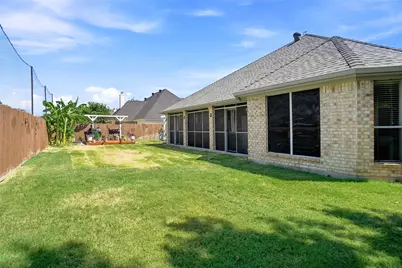 118 Golfers Way, Azle, TX 76020 - Photo 30