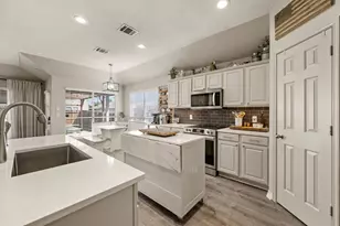 628 Poncho Ln, Fort Worth, TX 76052 - Photo 1