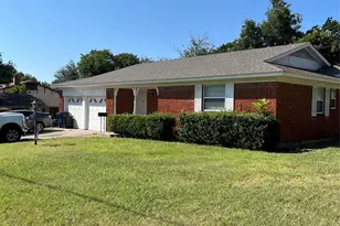 639 NW Renfro St, Burleson, TX 76028 - Photo 1