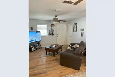639 NW Renfro Street, Burleson, TX 76028 - Photo 6