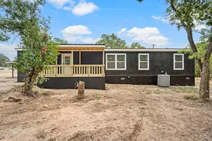 1023 Cary Ln, Springtown, TX 76082 - Photo 24