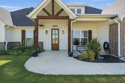 1044 Monarch Court, Poolville, TX 76487 - Photo 2
