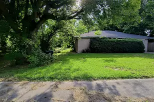 1211 Wolfe City Dr, Greenville, TX 75401 - Photo 16