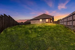 2010 Maxwell Ct, Aubrey, TX 76227 - Photo 36