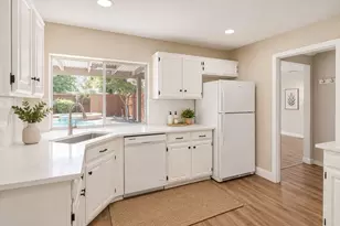 1818 Trowbridge St, Garland, TX 75044 - Photo 8