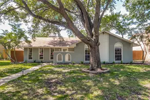 1818 Trowbridge St, Garland, TX 75044 - Photo 18