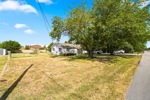 6800 Curtis Rd, Colleyville, TX 76034 - Photo 2