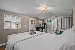 719 Melba St, Dallas, TX 75208 - Photo 32