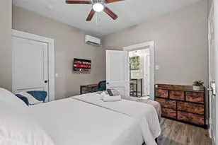 719 Melba St, Dallas, TX 75208 - Photo 12