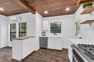 916 N 31st St, Waco, TX 76707 - Photo 10