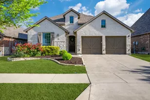 863 Forest St, Little Elm, TX 76227 - Photo 1