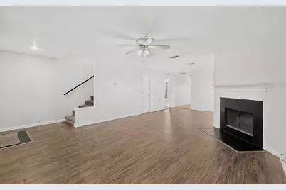 1607 Harbor View Road, Glenn Heights, TX 75154 - Photo 6