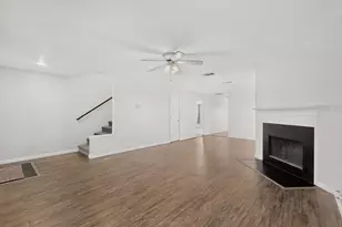 1607 Harborview Rd, Glenn Heights, TX 75154 - Photo 6
