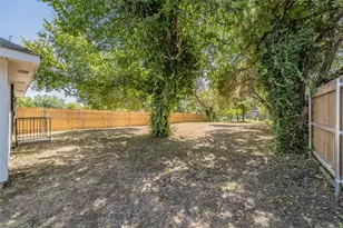1534 Marfa Ave, Dallas, TX 75216 - Photo 36