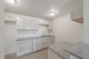 1534 Marfa Ave, Dallas, TX 75216 - Photo 8