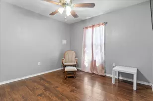 7228 Nosilla St, Fort Worth, TX 76112 - Photo 8