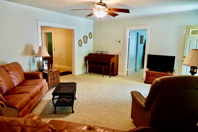 1108 N Reilley Street, Goldthwaite, TX 76844 - Photo 14