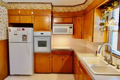 1108 N Reilley Street, Goldthwaite, TX 76844 - Photo 20