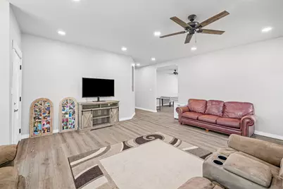 5908 Collins Court, Granbury, TX 76048 - Photo 20