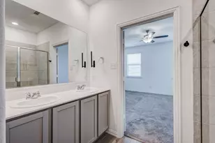 14801 Holster Trl, Fort Worth, TX 76052 - Photo 24