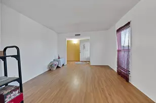 241 S Young Blvd, DeSoto, TX 75115 - Photo 26