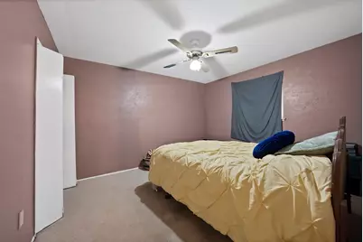 241 S Young Boulevard, DeSoto, TX 75115 - Photo 14