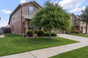 6352 Seagull Ln, Fort Worth, TX 76179 - Photo 2