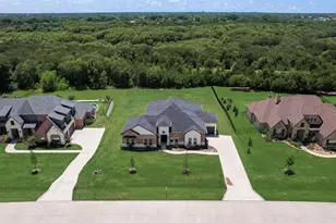 1045 Peppy San Dr, Lucas, TX 75002 - Photo 2