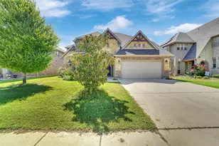 2743 Chimney Rock Rd, Burleson, TX 76028 - Photo 2