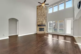 2743 Chimney Rock Rd, Burleson, TX 76028 - Photo 8
