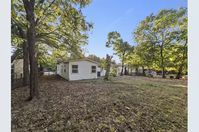 1411 Swiss Street, Arlington, TX 76010 - Photo 12