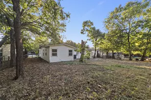 1411 Swiss St, Arlington, TX 76010 - Photo 12