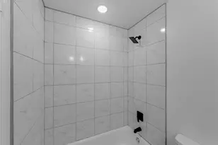 1411 Swiss St, Arlington, TX 76010 - Photo 14